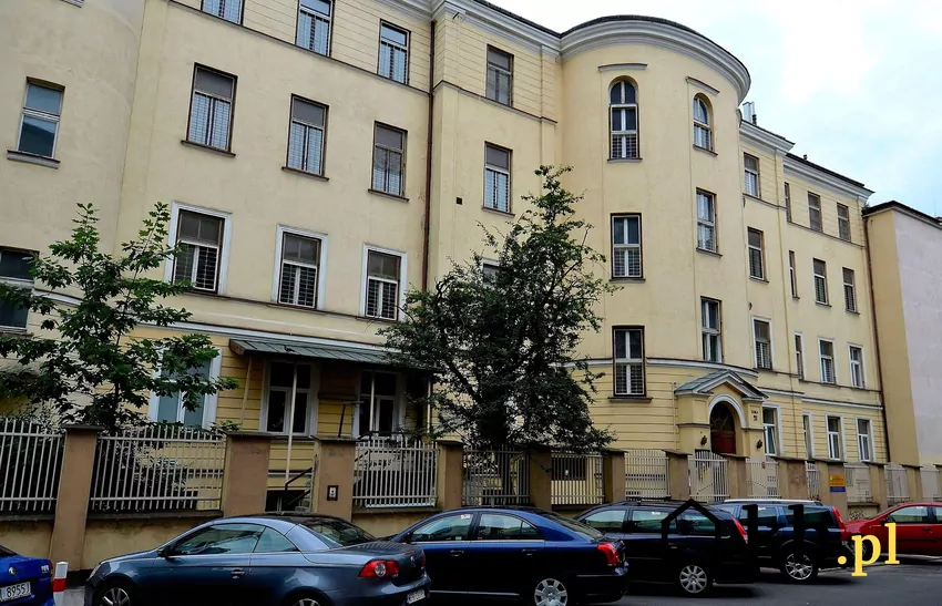 Budynek szpitala jest nierozłącznie związany z historią warszawskich Żydów widok szpitala w 2013 r