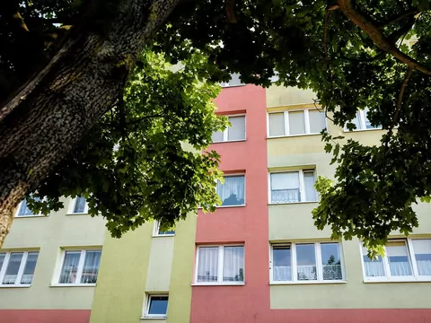 Dzieciństwo na osiedlu z wielkiej płyty