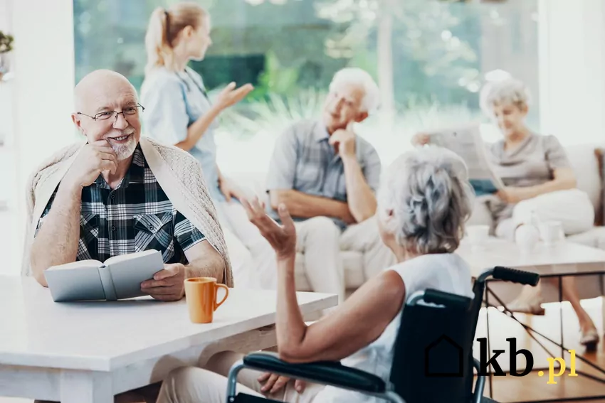 Turnusy rehabilitacyjne stanowią szansę na poprawę zdrowia, ale także na integrację społeczną, dla wielu seniorów Seniorzy na turnusie rehabilitacyjnym