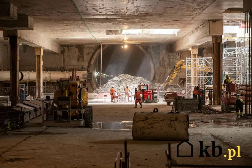 Rozbudowa paryskiego metra w ramach projektu Grand Paris Express to największe w Europie przedsięwzięcie związane z infrastrukturą Budowa tunelu w ramach projektu Grand Paris Express
