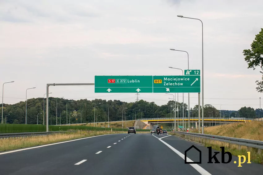Droga ekspresowa S17 łączy centralną Polskę z granicą Ukrainy, stanowiąc kluczowy odcinek infrastruktury droga s17