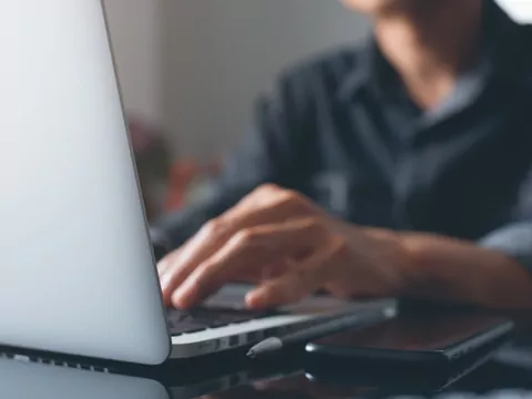 Zakupy przez internet a podatek