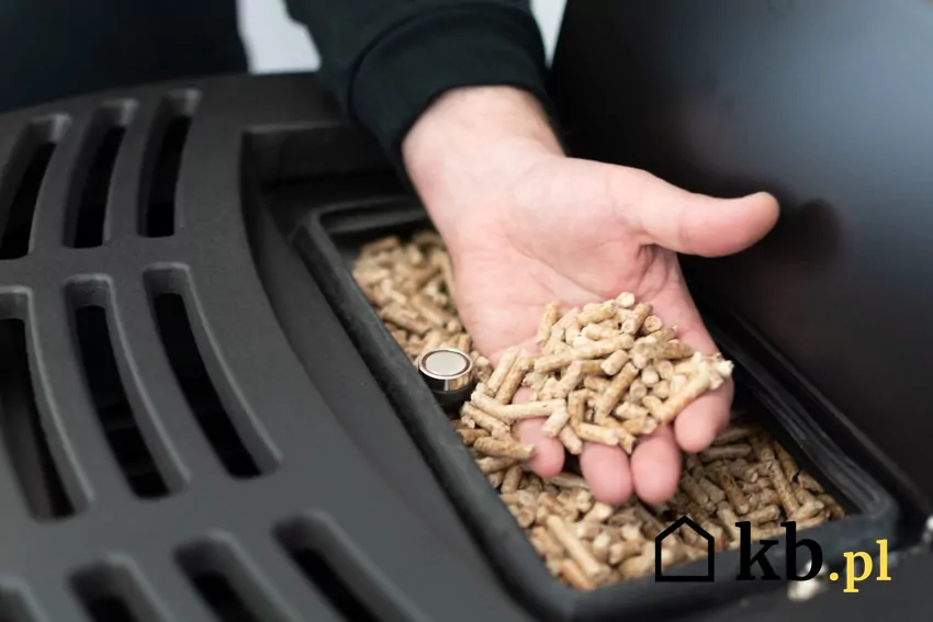 Jeśli wynikiem awarii jest stosowanie nieodpowiedniego pelletu, producent pieca może nie uznać gwarancji pellet w piecu na biomasę