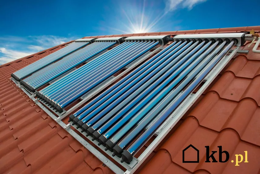 Kolektory solarne na dachu