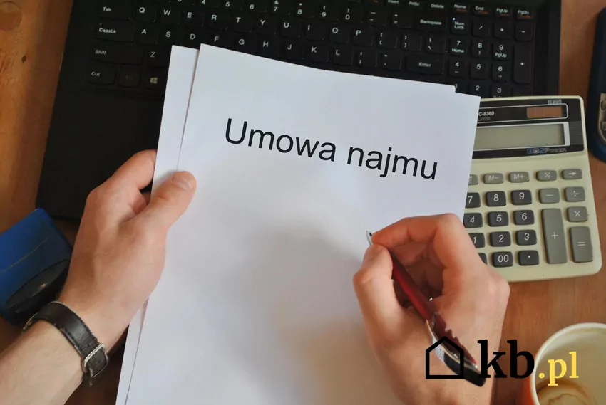 Niektórzy lokatorzy wykorzystują prawo, by mieszkać za darmo, mimo stabilnej sytuacji finansowej Podpisywanie umowy najmu