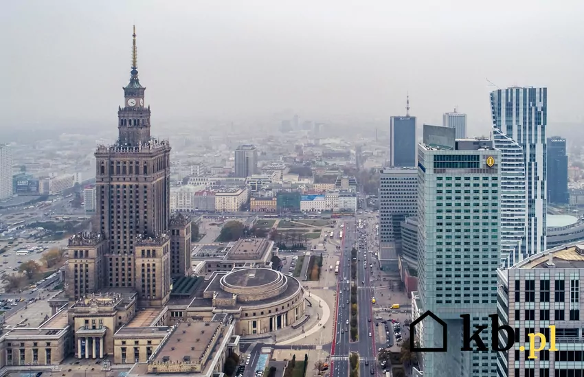 wieżowce w centrum Warszawy