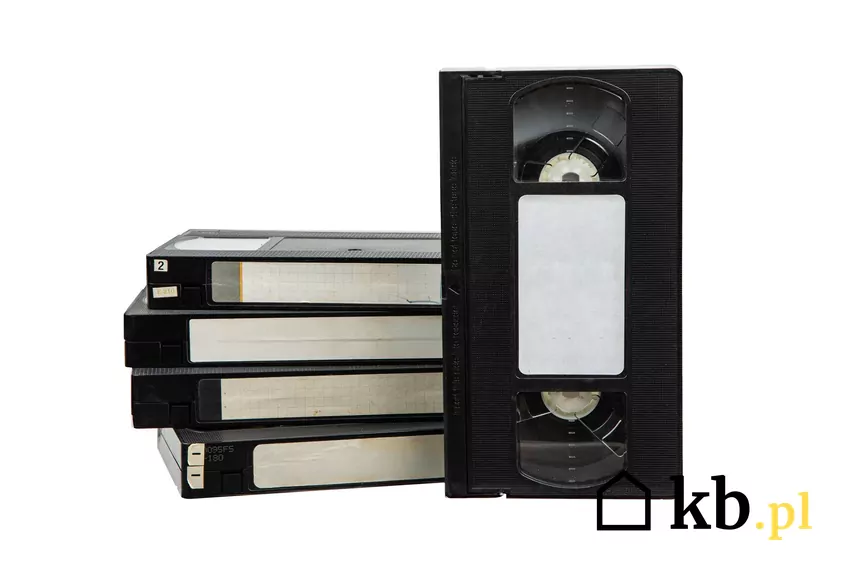 Do niedawna zapomniane kasety VHS coraz częściej przedstawiają wartość kolekcjonerską Stare kasety VHS