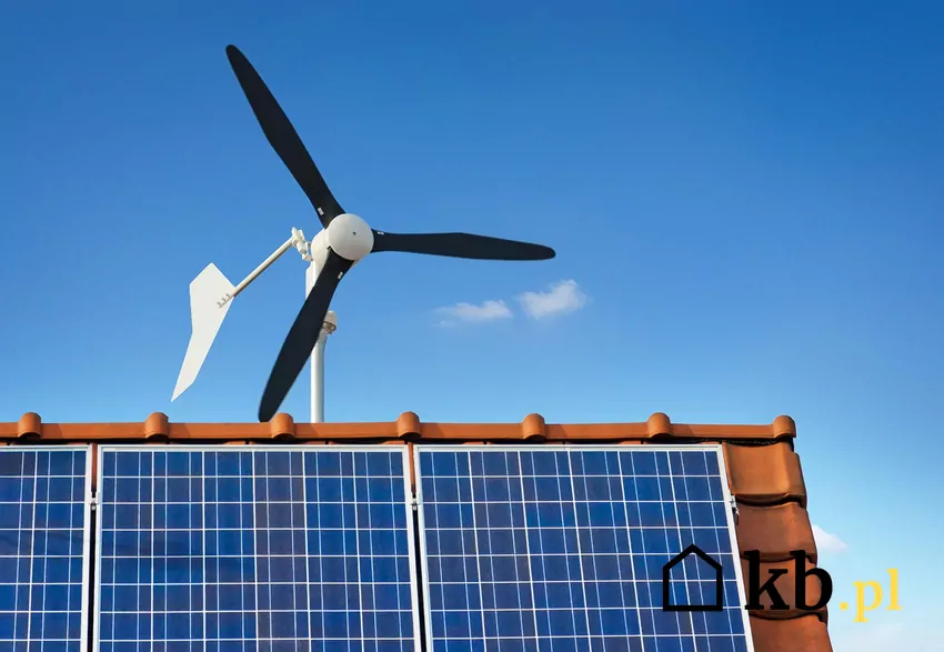 Połączenie fotowoltaiki z turbiną wiatrową zapewnia energię elektryczną przez cały rok Wykorzystanie siły wiatru i słońca umożliwia zaopatrzenie w prąd o każdej porze roku