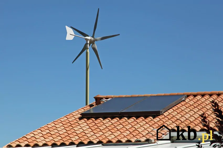 Turbina wiatrowa nad dachem