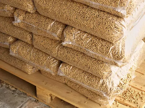 Dlaczego pellet trzeba dosypywać?