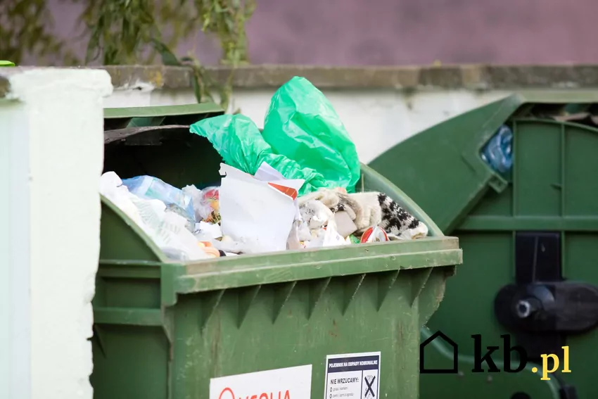 Opłaty za śmieci mogą wzrosnąć nawet o 90%! śmietnik osiedlowy, odpady