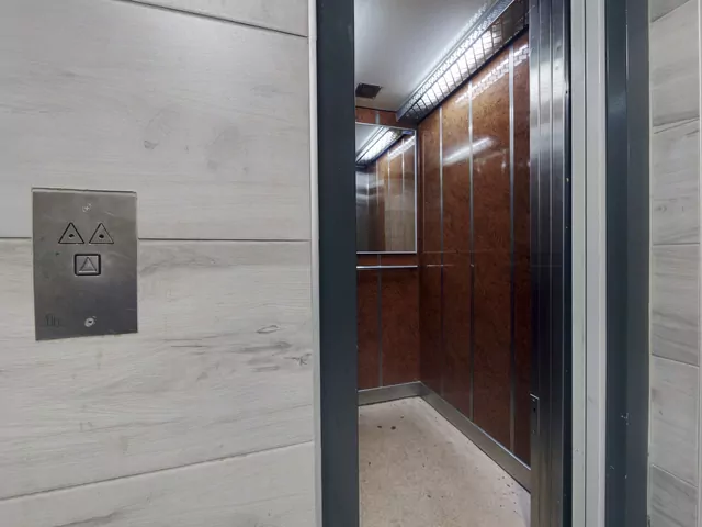 AI policzyło, ile jeszcze wytrzymają windy