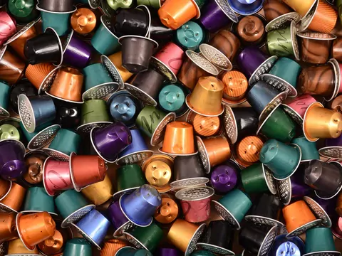 Gdzie wyrzucać kapsułki po kawie