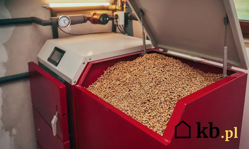 Producenci pieców na pellet odradzają spalanie trocin piec na pellet, pellet drzewny