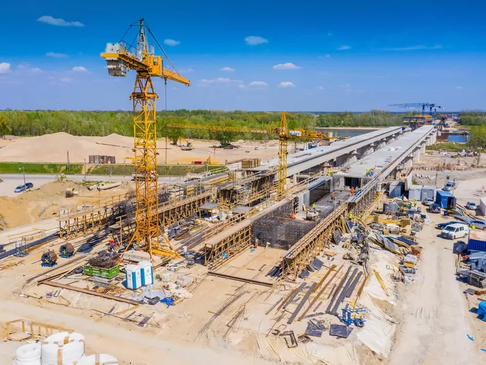 Nowa wylotówka przez Łomianki