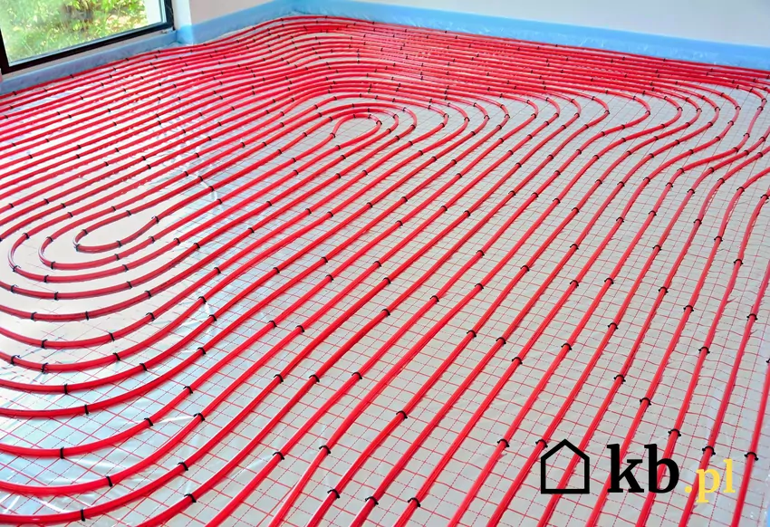 Najtaniej wychodzi ogrzewanie pompą ciepła gruntową z podłogówką Ogrzewanie podłogowe