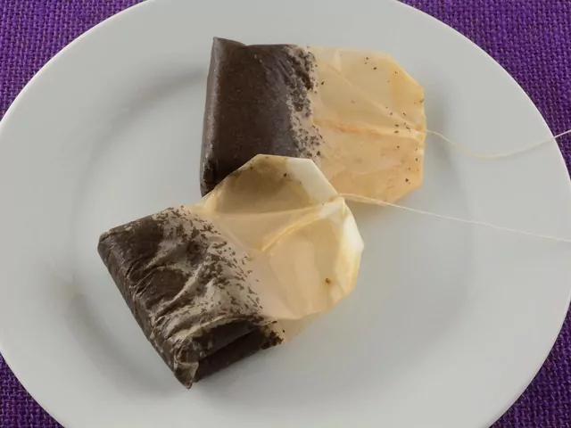 Czego nie nawozić herbatą?