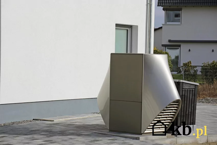 Powietrzna pompa ciepła jest efektywnym i ekologicznym źródłem ciepła Główną wadą powietrznej pompy ciepła jest niska sprawność w bardzo niskich temperaturach