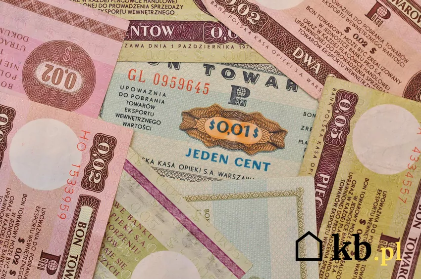 Sklepy Pewex były dostępne tylko dla osób posiadających walutę obcą lub bony dewizowe i oferowały towary, których nie można było znaleźć w zwykłych sklepach bony towarowe