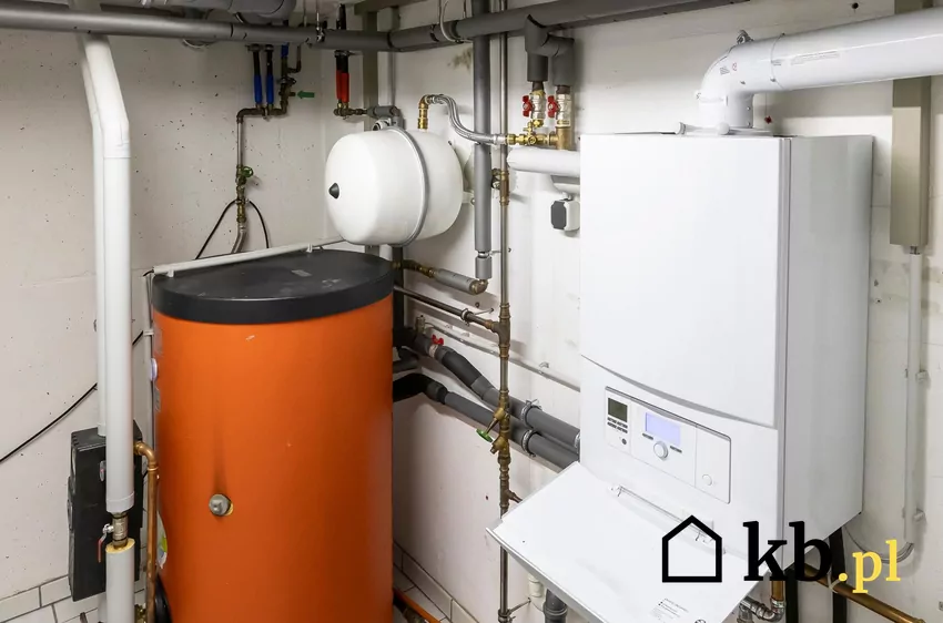 Moc systemu grzewczego należy dostosować do zapotrzebowania domu na ciepło Zarówno zbyt duża moc urządzenia grzewczego, jak i zbyt mała, pociąga za sobą wzrost kosztów ogrzewania