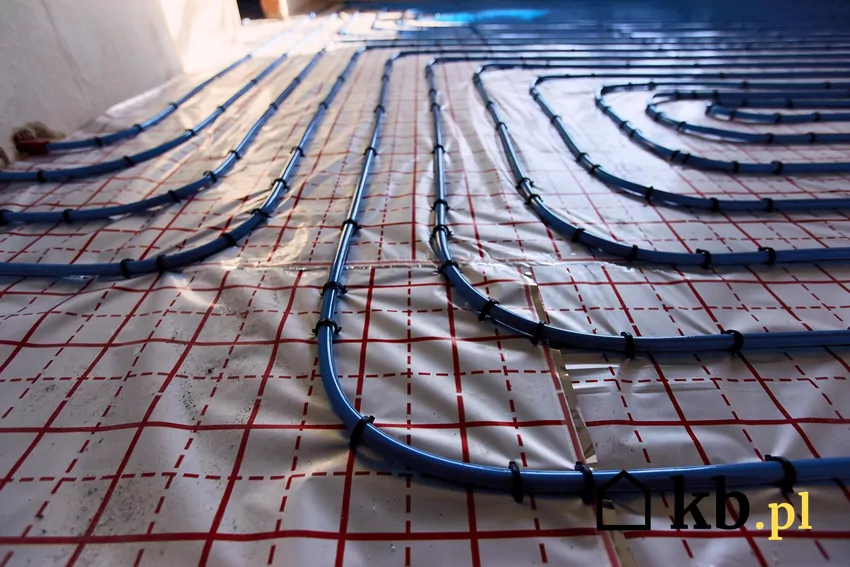 Układanie ogrzewania podłogowego