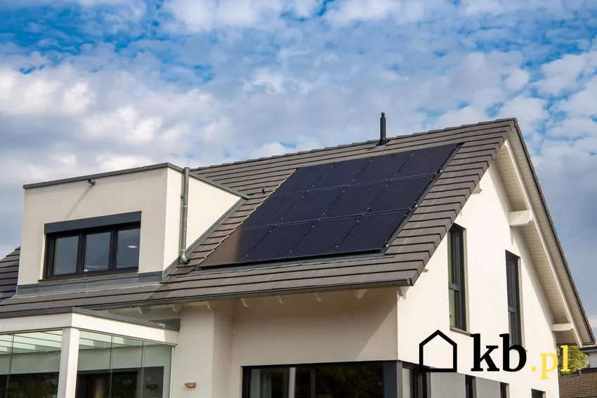 Fotowoltaika na dachu domu