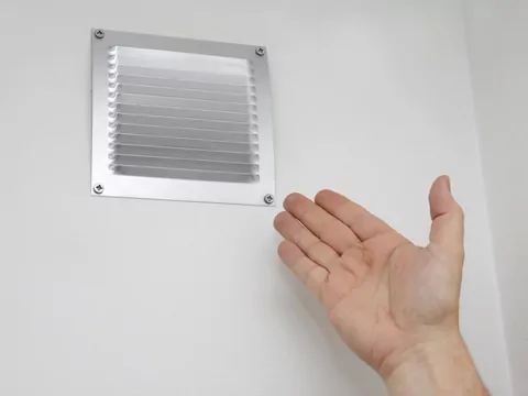 Domowy test ciągu kominowego