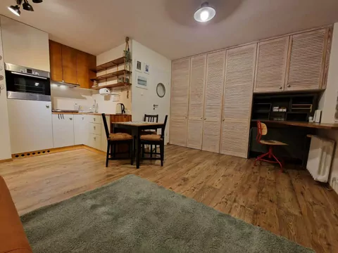 Rzucił studia, żeby zostać stolarzem