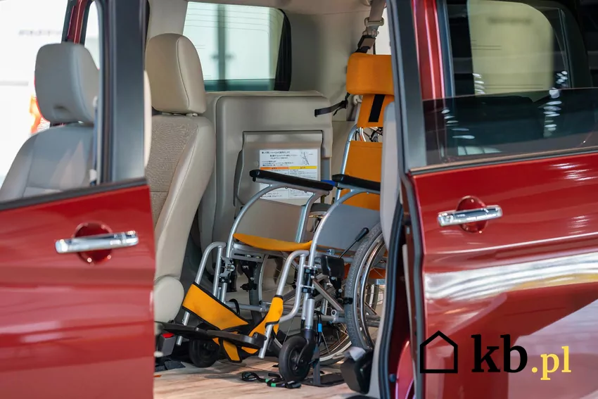 Wózek inwalidzki w aucie