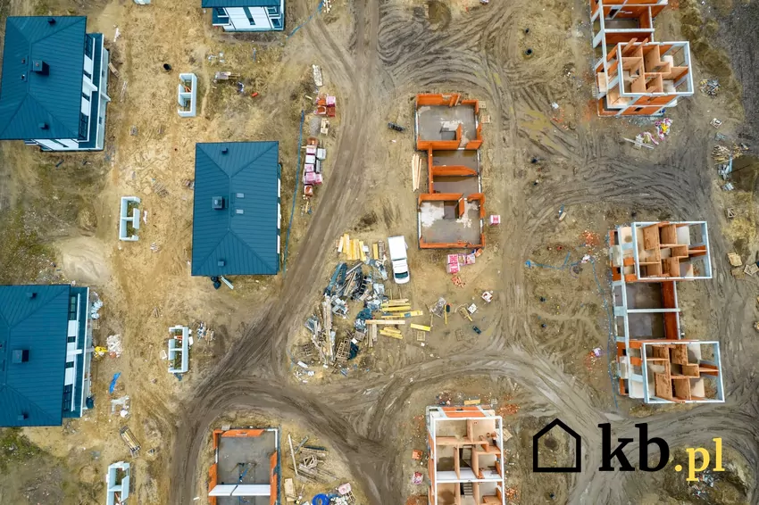 plac budowy, nieruchomości od dewelopera