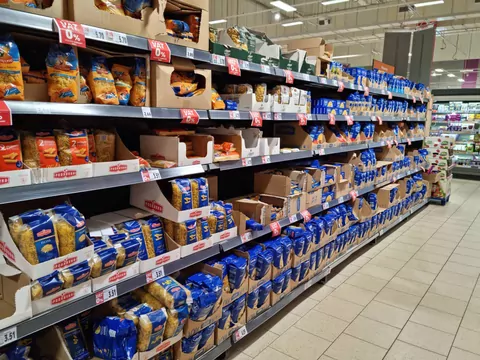 Niedziele handlowe w grudniu 2025