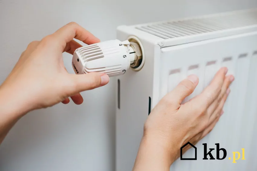 zimny grzejnik, odkręcanie termostatu