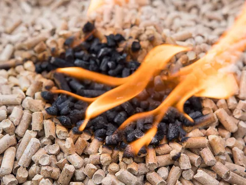 Samozapłon źle przechowywanego pelletu