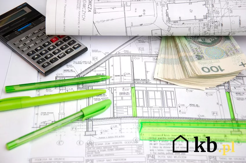 Rzuty architektoniczne, pieniądze i kalkulator
