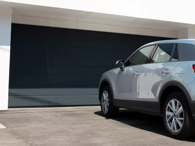 Garaż w domu bez auta