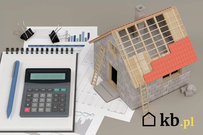 Kalkulator i szkic budowy dachu domu jednorodzinnego