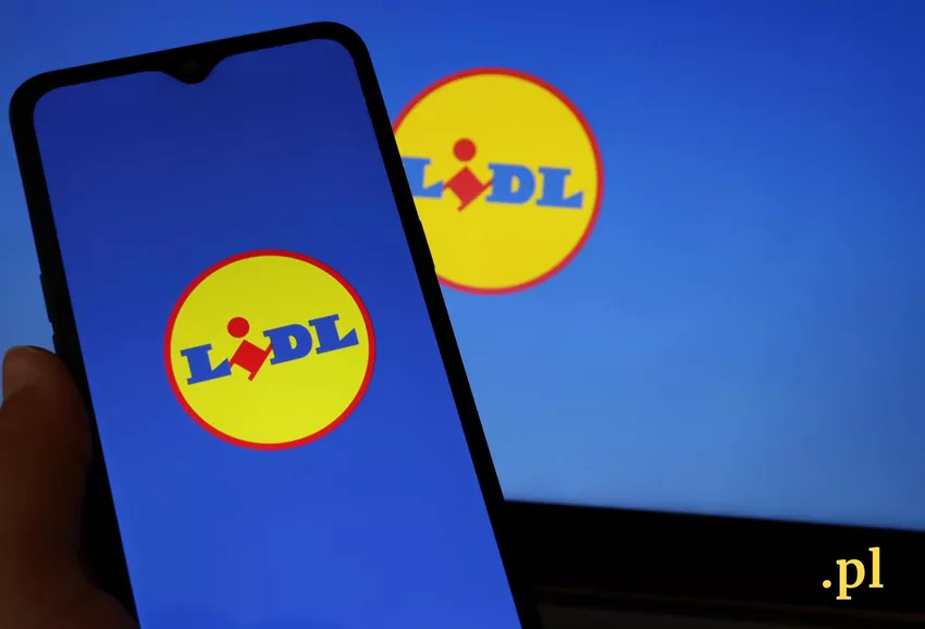 Telefon z aplikacją Lidl Plus