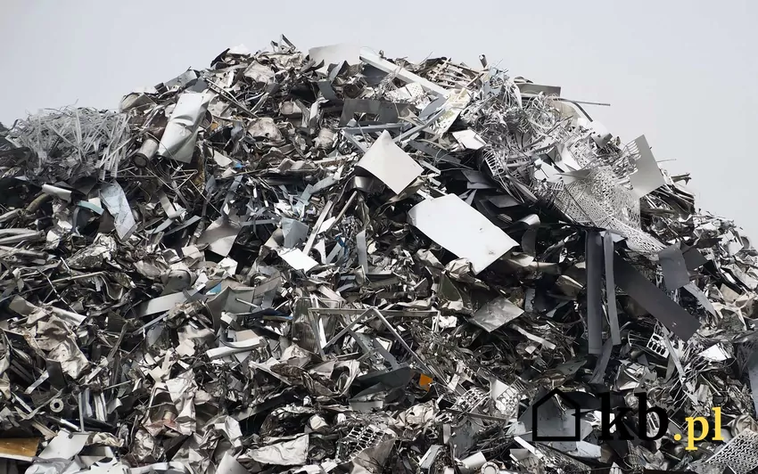 Duże kawałki złomu aluminium
