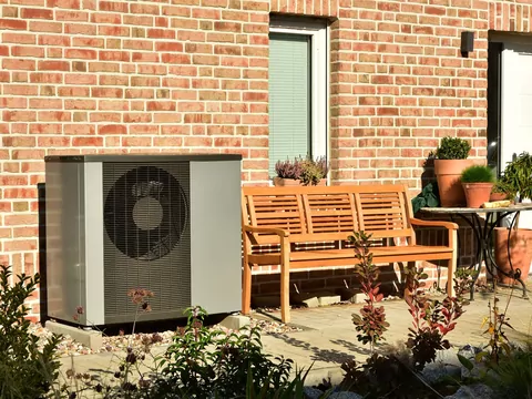 Dlaczego pompa ciepła taktuje?