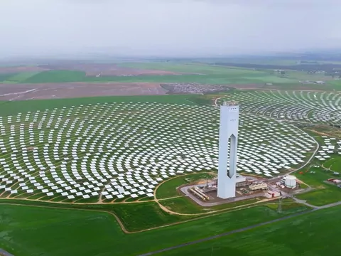 Hiszpańska „wieża Saurona”