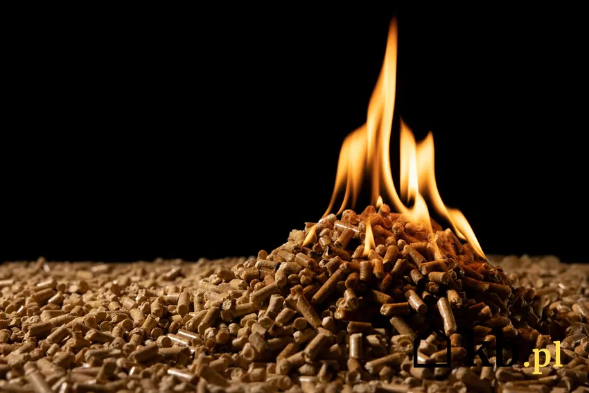 Złej jakości pellet tworzy spieki i pozostawia dużo popiołu