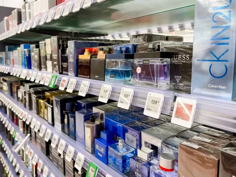 Luksusowy zapach 170 zł taniej w Rossmannie