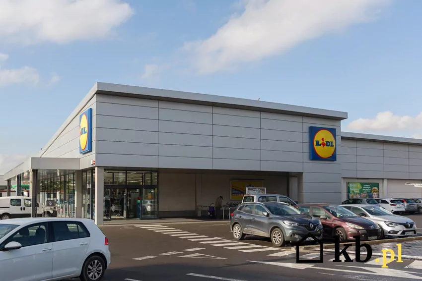 parking sklepu Lidl