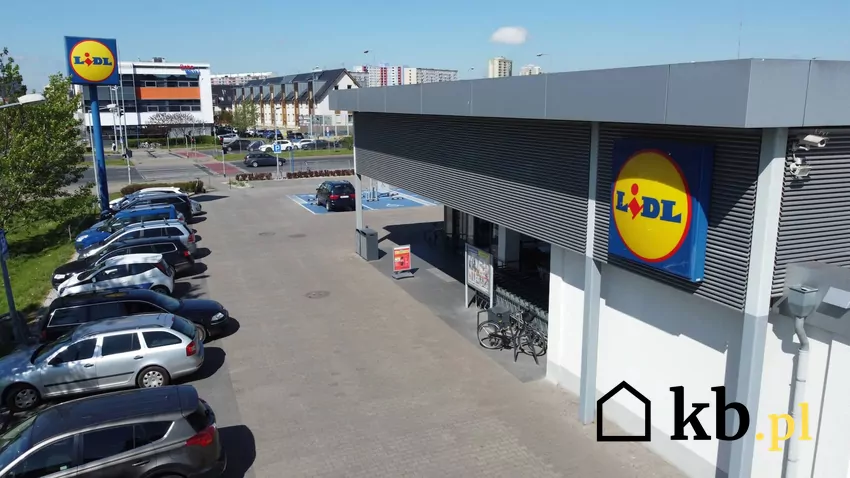 parking przy Lidlu