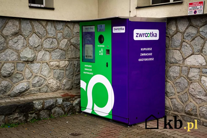 Zwrotkomat (oficjalny automat Krajowego Systemu Zwrotów)