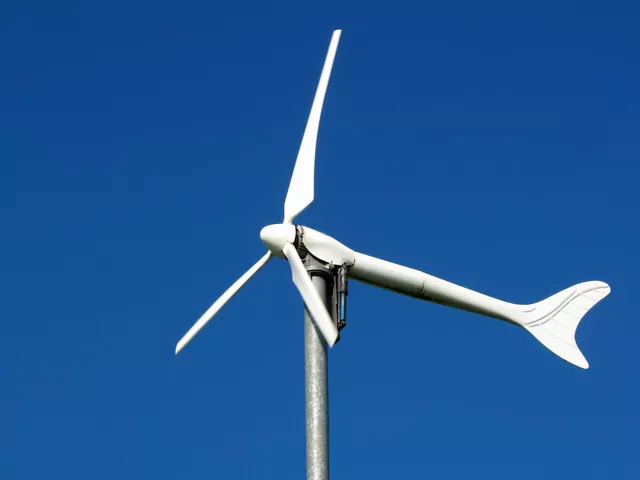 Turbina wiatrowa miała obniżyć rachunki