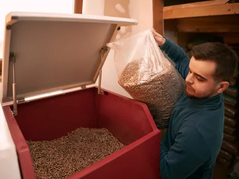 Koniec pieców na pellet