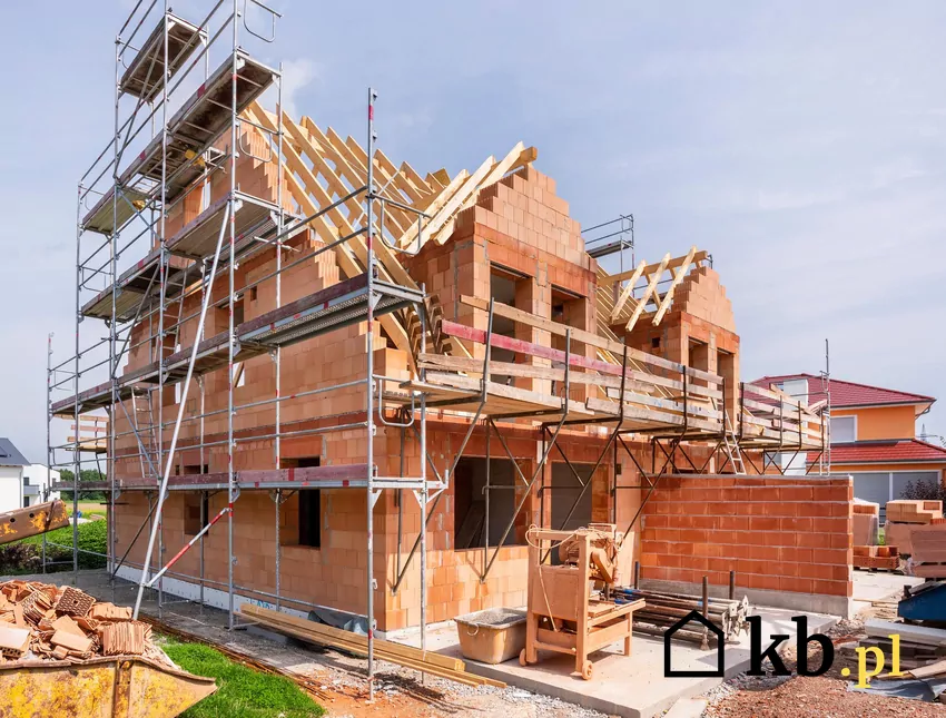 Nowe przepisy ograniczą możliwość budowania na niektórych działkach dom w budowie