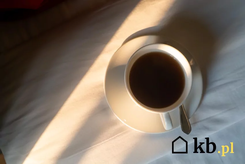 Kawa zaparzona w filiżance