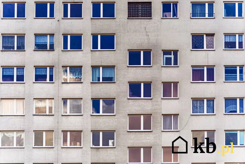 Przed zakupem mieszkania w wielkiej płycie sprawdź, czy budynek przeszedł termomodernizację i remont instalacji Wielka płyta